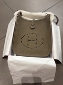 HERMÈS エルメス エヴリン16 アマゾーヌ TPM エトゥープ シルバー金具 新品（ブランドバッグ）の商品画像 - 査定依頼日：2026年8月6日 - 最高査定価格：380,000円