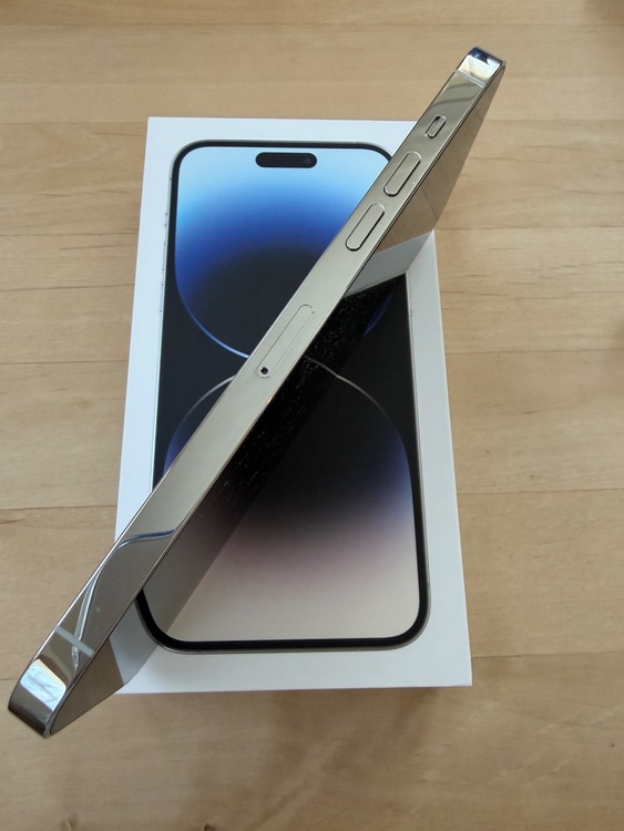 iPhone 14 Pro Max 128GB docomo（スマホ）の商品画像 - 査定依頼日：2026年3月15日 - 最高査定価格：75,000円