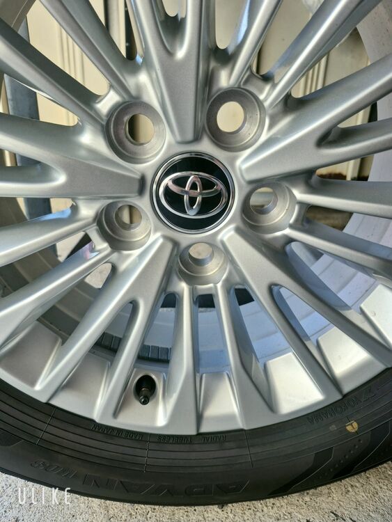 40系アルファード新車外しタイヤホイル4セット（カー用品）の商品画像 - 査定依頼日：2025年9月25日 - 最高査定価格：60,000円