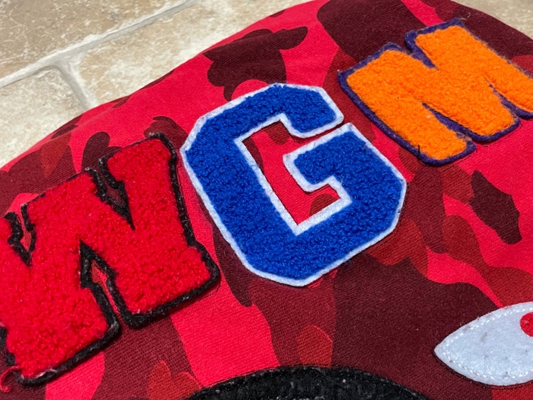 シャークパーカー（古着・ファッション）の商品画像 - 査定依頼日：2025年11月7日 - 最高査定価格：100,000円