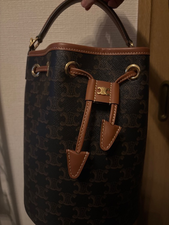 セリーヌ  （ブランドバッグ）の商品画像 - 査定依頼日：2025年11月28日 - 最高査定価格：150,000円