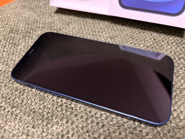 iPhone12 ブルー（スマホ）の商品画像 - 査定依頼日：2025年11月24日 - 最高査定価格：18,000円