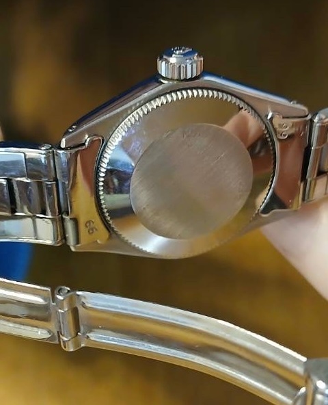 ロレックス パーペチュアル （高級時計）の商品画像 - 査定依頼日：2026年4月1日 - 最高査定価格：380,000円