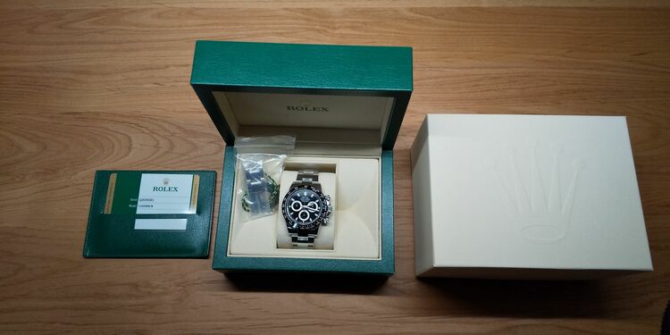 116500LN 黒文字盤（高級時計）の商品画像 - 査定依頼日：2025年6月24日 - 最高査定価格：3,600,000円