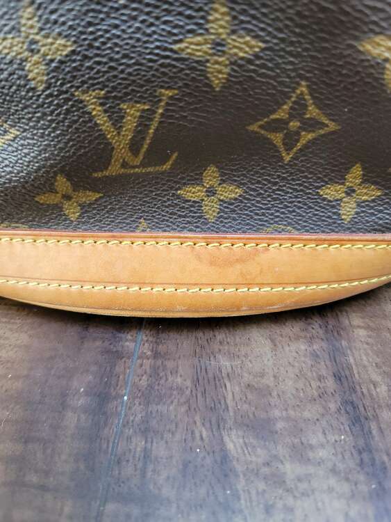 バケツ（ブランドバッグ）の商品画像 - 査定依頼日：2025年3月2日 - 最高査定価格：60,000円