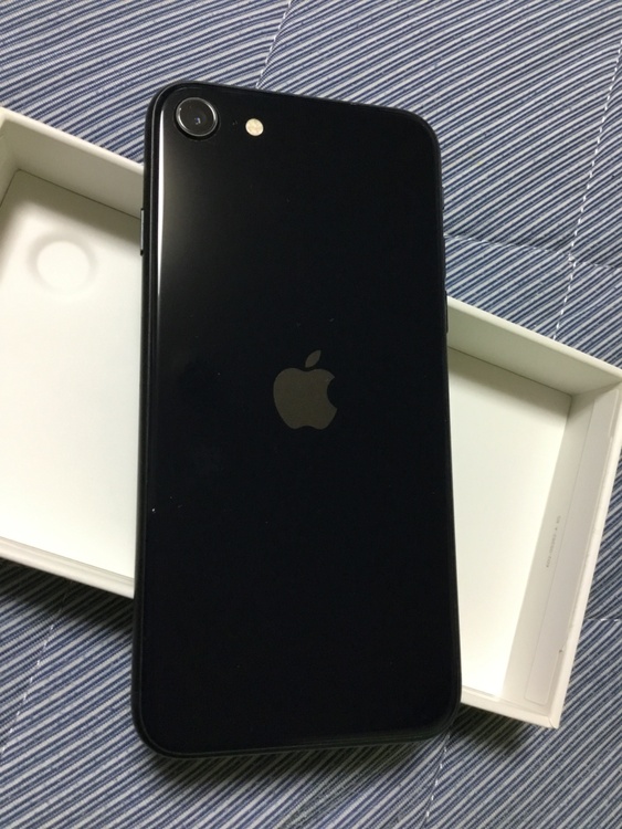iPhone iPhone SE (第 3 世代) 64GB SIMフリー（スマホ）の商品画像 - 査定依頼日：2026年8月11日 - 最高査定価格：14,000円