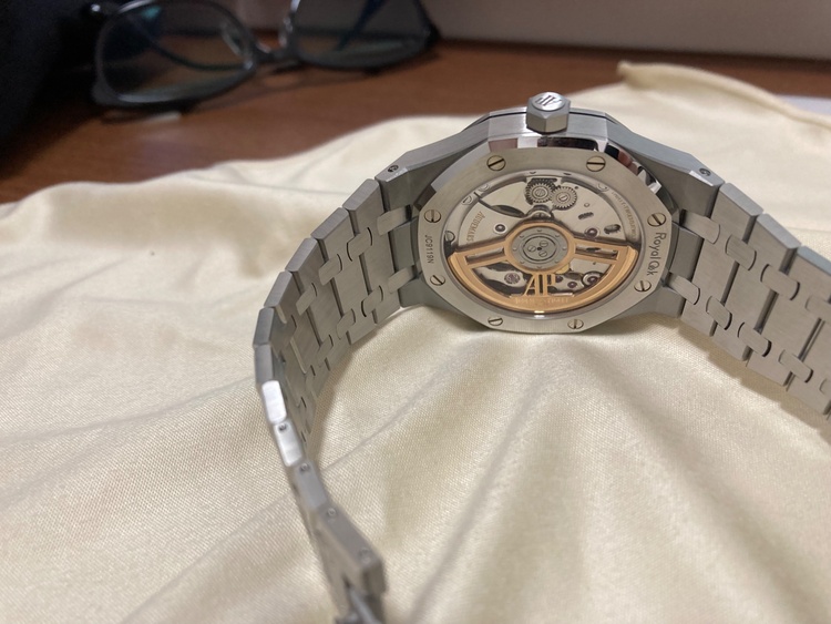 オーデマピゲ ロイヤルオーク 15510st.oo.1320st.0（高級時計）の商品画像 - 査定依頼日：2026年3月23日 - 最高査定価格：6,550,000円