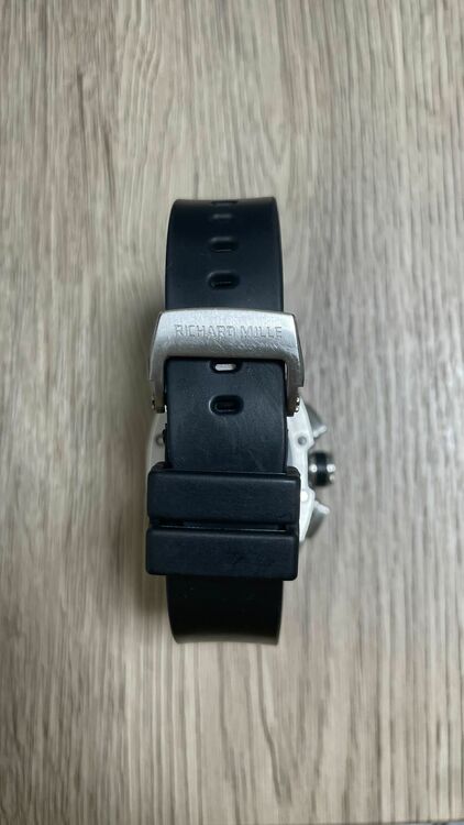 その他 リシャールミル RM 011（高級時計）の商品画像 - 査定依頼日：2025年7月9日 - 最高査定価格：1,800,000円