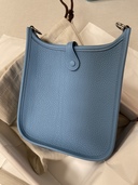 エルメス エブリンミニ（ブランドバッグ）の商品画像 - 査定依頼日：2020年12月9日 - 最高査定価格：200,000円