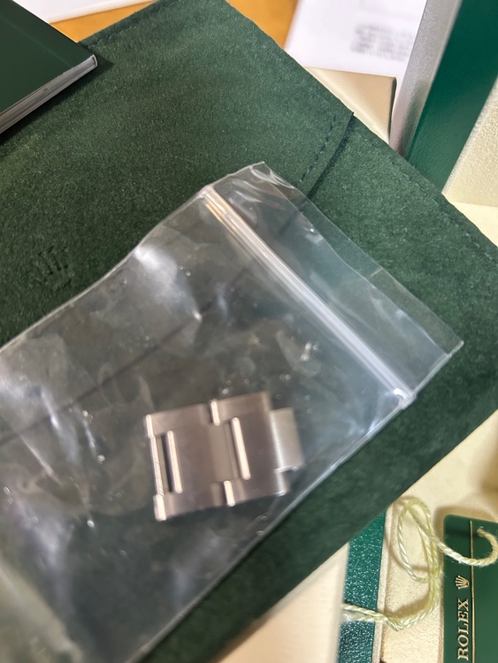 ロレックス シードゥエラー 11660（高級時計）の商品画像 - 査定依頼日：2025年12月14日 - 最高査定価格：1,800,000円