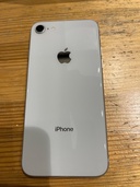 iPhone iPhone8 256GB SIMフリー（スマホ）の商品画像 - 査定依頼日：2026年9月16日 - 最高査定価格：7,500円