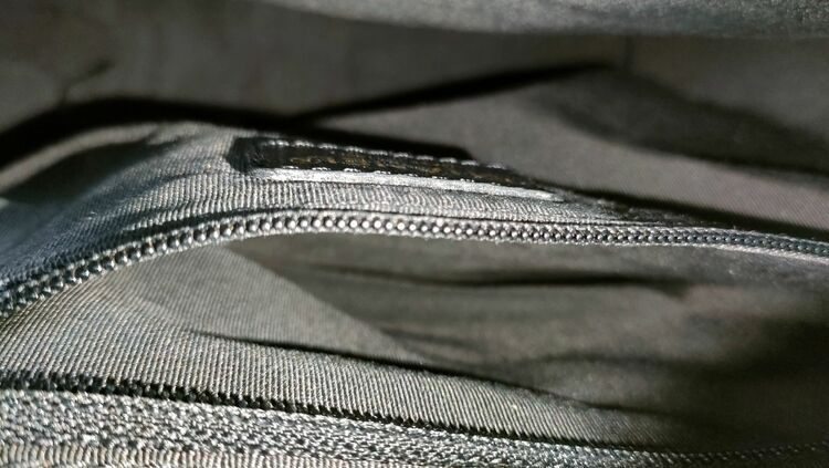 シャネル　ラムスキン　チョコバー　トートバッグ（ブランドバッグ）の商品画像 - 査定依頼日：2025年9月10日 - 最高査定価格：100,000円