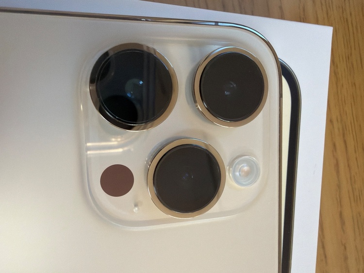 iPhone 14 Pro 256GB SIMフリー（スマホ）の商品画像 - 査定依頼日：2026年1月18日 - 最高査定価格：70,000円