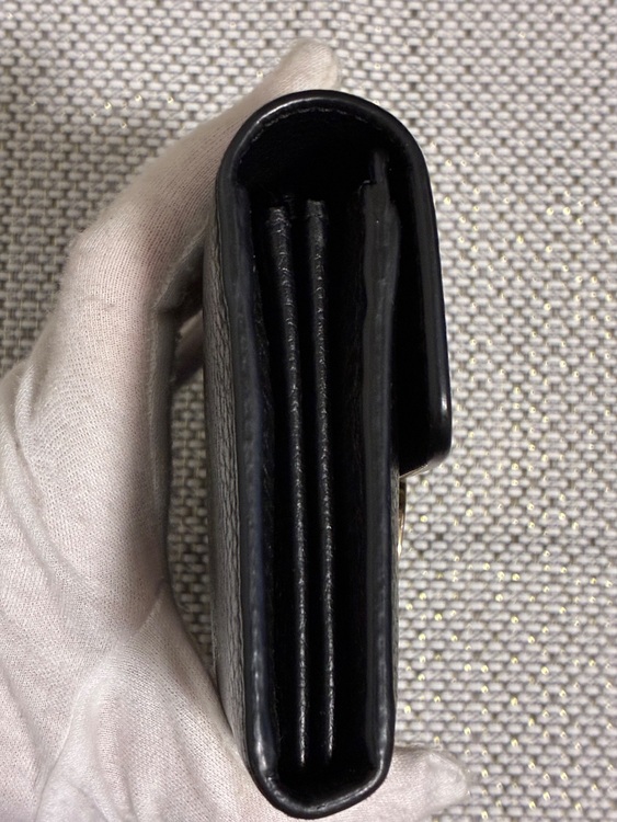 グッチインターロッキングG長財布（ブランド財布・小物）の商品画像 - 査定依頼日：2025年9月30日 - 最高査定価格：8,000円