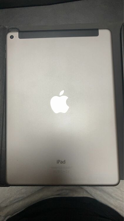 iPad Air 2 Wi-Fi + Cellular：A1567（PC・タブレット）の商品画像 - 査定依頼日：2025年11月10日 - 最高査定価格：100,000円