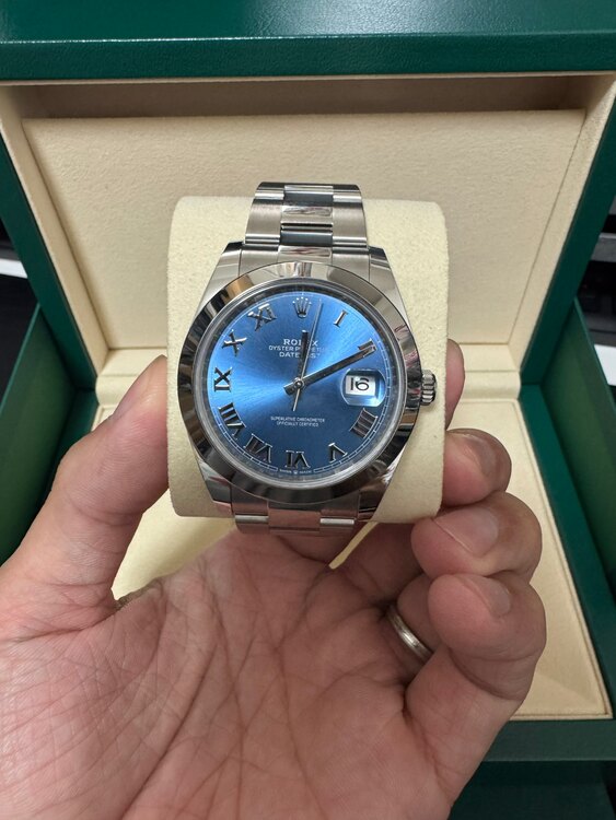 ロレックス デイトジャスト 126300（高級時計）の商品画像 - 査定依頼日：2025年2月16日 - 最高査定価格：1,450,000円