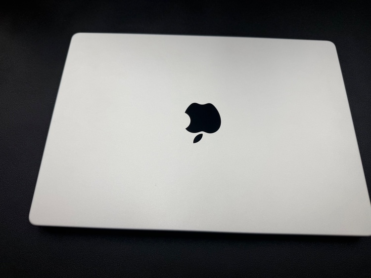MacBook Pro 14インチ（2021年モデル）（PC・タブレット）の商品画像 - 査定依頼日：2026年9月13日 - 最高査定価格：78,100円
