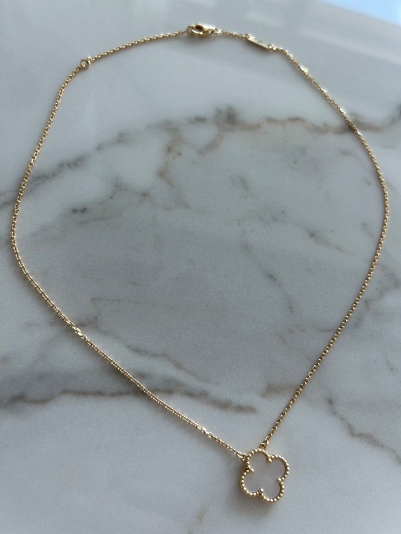 ヴァンクリネックレス（金・貴金属）の商品画像 - 査定依頼日：2025年11月28日 - 最高査定価格：350,000円