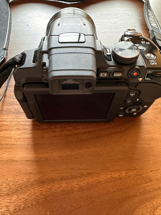 p610（カメラ）の商品画像 - 査定依頼日：2025年4月30日 - 最高査定価格：18,000円