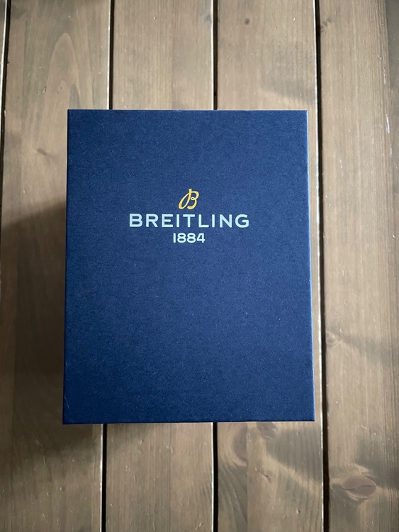 ブライトリング クロノマット ク B01 42 ベントレー グリーン（高級時計）の商品画像 - 査定依頼日：2026年3月24日 - 最高査定価格：640,000円