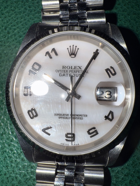 ロレックス デイトジャスト 16234/Y41014（高級時計）の商品画像 - 査定依頼日：2025年12月4日 - 最高査定価格：1,050,000円