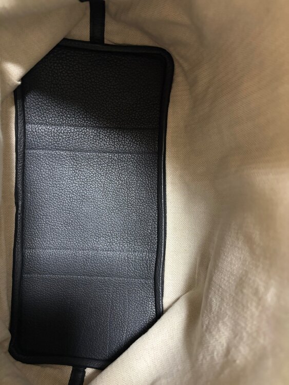 エルメス ガーデンパーティPM ネゴンダ トートバッグ　⬜︎O刻印（ブランドバッグ）の商品画像 - 査定依頼日：2025年4月24日 - 最高査定価格：515,000円