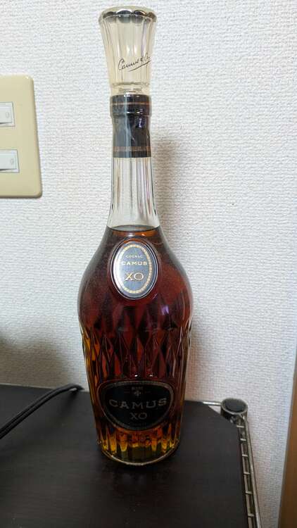 ブランデー カミュ （お酒）の商品画像 - 査定依頼日：2025年4月20日 - 最高査定価格：3,000円