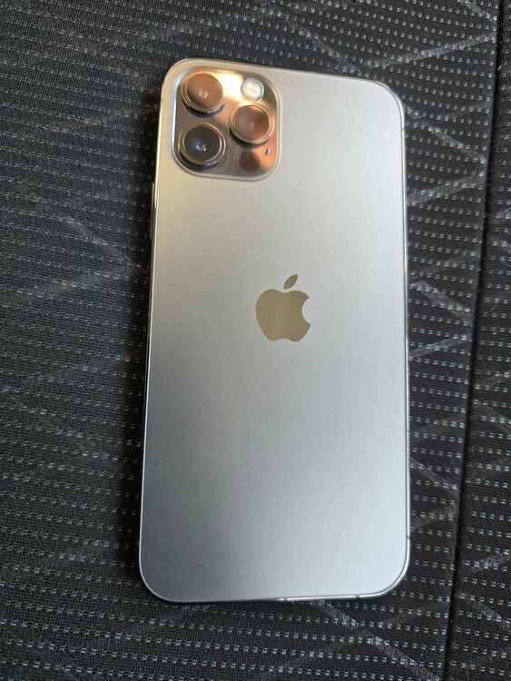 iPhone 12 Pro 128GB au（スマホ）の商品画像 - 査定依頼日：2026年4月8日 - 最高査定価格：28,000円