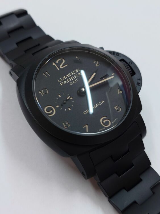 ルミノール1950 3デイズ GMT トゥットネロ（高級時計）の商品画像 - 査定依頼日：2025年12月3日 - 最高査定価格：1,000,000円