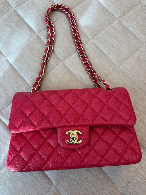 クラシック23 （ブランドバッグ）の商品画像 - 査定依頼日：2025年9月29日 - 最高査定価格：700,000円