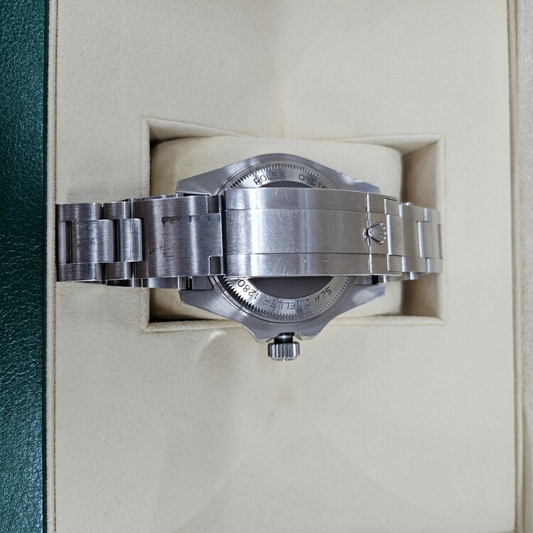 126660（高級時計）の商品画像 - 査定依頼日：2025年7月15日 - 最高査定価格：1,850,000円