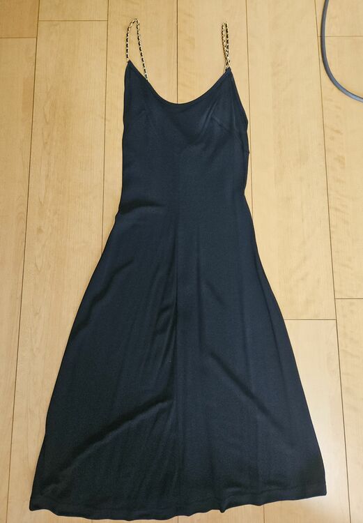 ワンピース（ブランド財布・小物）の商品画像 - 査定依頼日：2025年9月27日 - 最高査定価格：25,000円