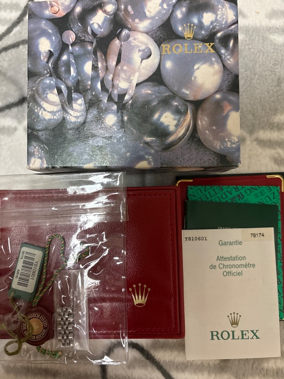 ロレックス デイトジャスト Y81060（高級時計）の商品画像 - 査定依頼日：2025年9月28日 - 最高査定価格：900,000円