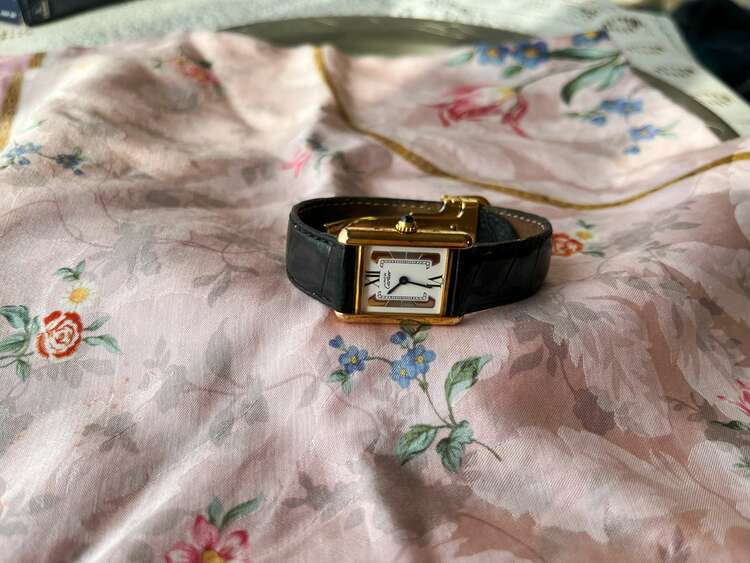 カルティエ タンク （高級時計）の商品画像 - 査定依頼日：2025年3月23日 - 最高査定価格：120,000円