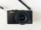 sigma DP1x（カメラ）の商品画像 - 査定依頼日：2026年10月15日 - 最高査定価格：22,000円