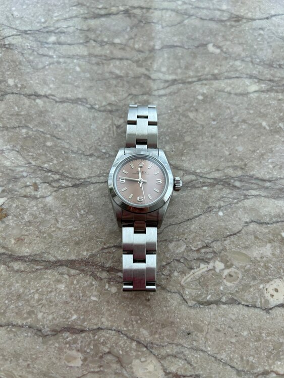 ロレックス パーペチュアル パ（高級時計）の商品画像 - 査定依頼日：2025年4月30日 - 最高査定価格：330,000円