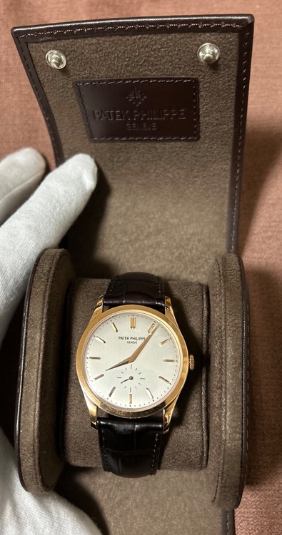 パテックフィリップ カラトラバ 5196R-001（高級時計）の商品画像 - 査定依頼日：2026年2月21日 - 最高査定価格：2,700,000円