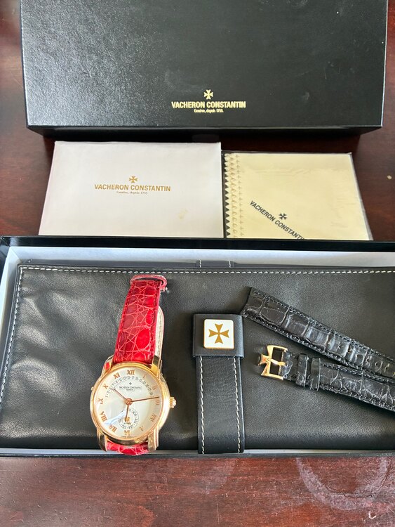 ヴァシュロン コンスタンタン パトリモニー （高級時計）の商品画像 - 査定依頼日：2025年5月6日 - 最高査定価格：2,000,000円