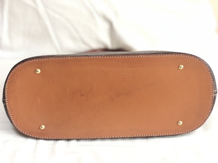 マカダムハンドバッグ（ブランドバッグ）の商品画像 - 査定依頼日：2021年9月1日 - 最高査定価格：35,000円