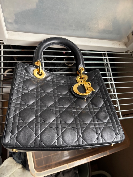 ショルダーバッグ（ブランドバッグ）の商品画像 - 査定依頼日：2026年2月27日 - 最高査定価格：150,000円