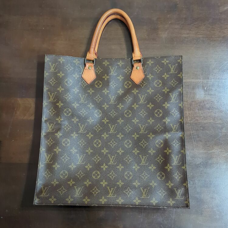 ルイヴィトン モノグラム （ブランドバッグ）の商品画像 - 査定依頼日：2025年10月31日 - 最高査定価格：60,000円