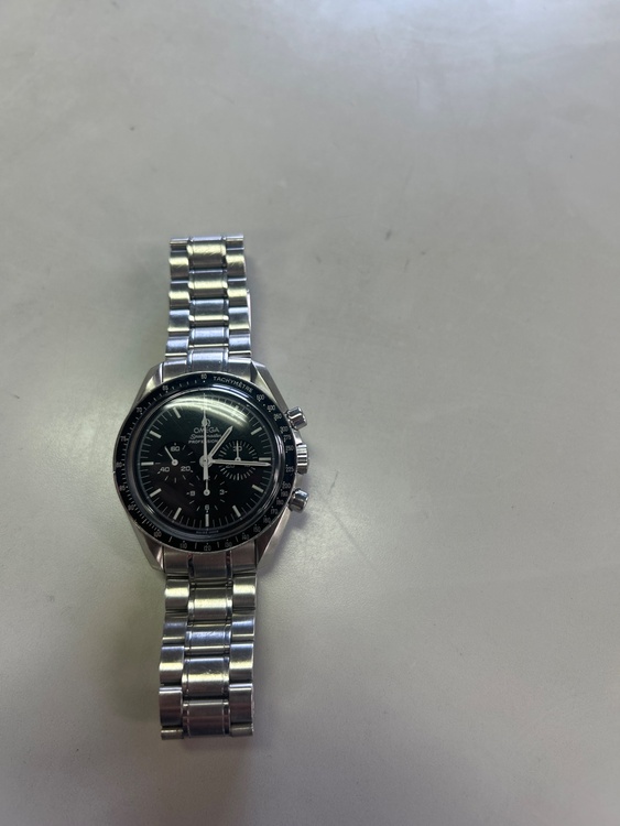 オメガ スピードマスター （高級時計）の商品画像 - 査定依頼日：2026年2月2日 - 最高査定価格：900,000円