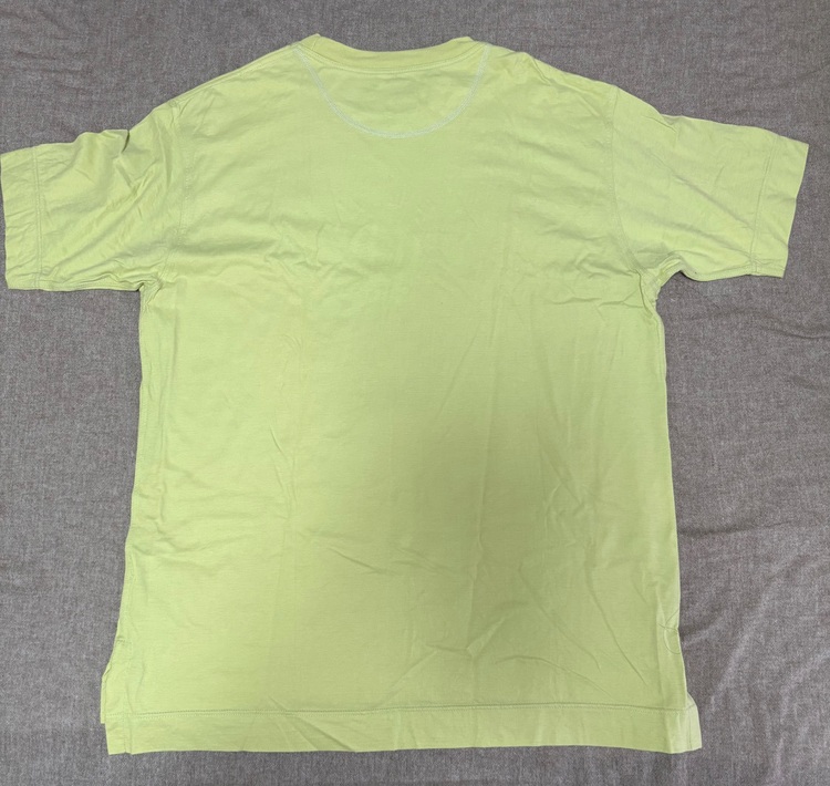 セリーヌTシャツ（古着・ファッション）の商品画像 - 査定依頼日：2025年9月3日 - 最高査定価格：5,000円