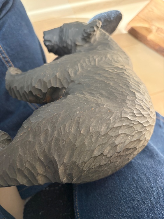 木彫りの熊（美術品・骨董品）の商品画像 - 査定依頼日：2026年1月13日 - 最高査定価格：1,000円