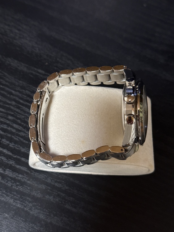 オメガ スピードマスター （高級時計）の商品画像 - 査定依頼日：2026年3月8日 - 最高査定価格：245,000円