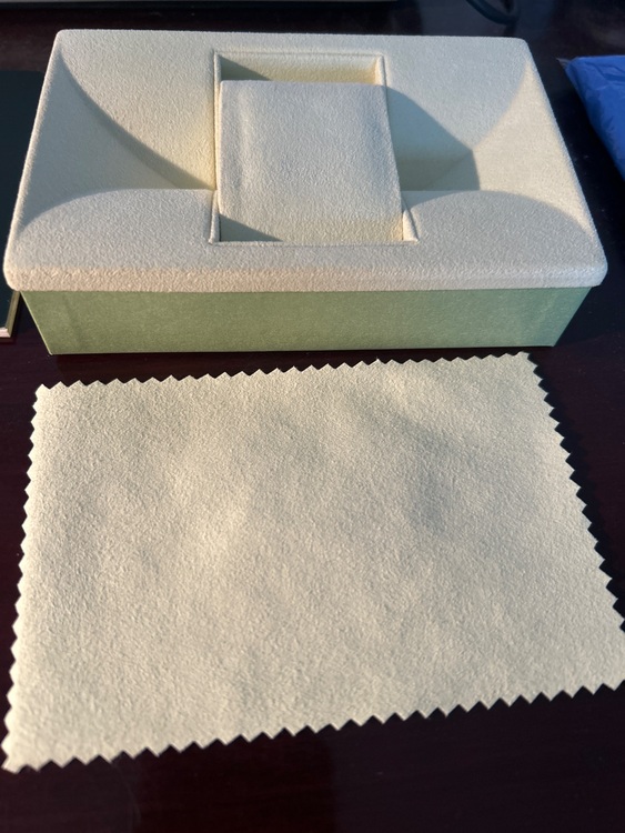 オイスターパーペチュアル（高級時計）の商品画像 - 査定依頼日：2025年10月22日 - 最高査定価格：1,500,000円