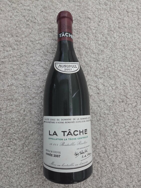 ワイン ラ・ターシュ（お酒）の商品画像 - 査定依頼日：2026年7月25日 - 最高査定価格：630,000円