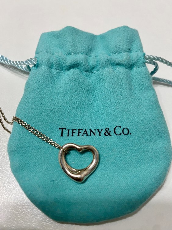 ティファニー　オープンハートAO925（金・貴金属）の商品画像 - 査定依頼日：2023年9月11日 - 最高査定価格：12,000円