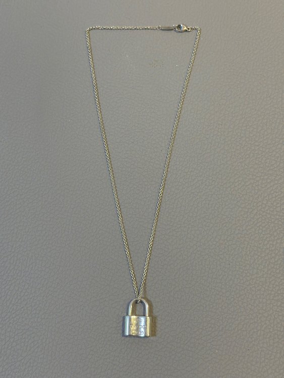 ティファニー ネックレス 1837 ロック （金・貴金属）の商品画像 - 査定依頼日：2023年6月30日 - 最高査定価格：8,000円