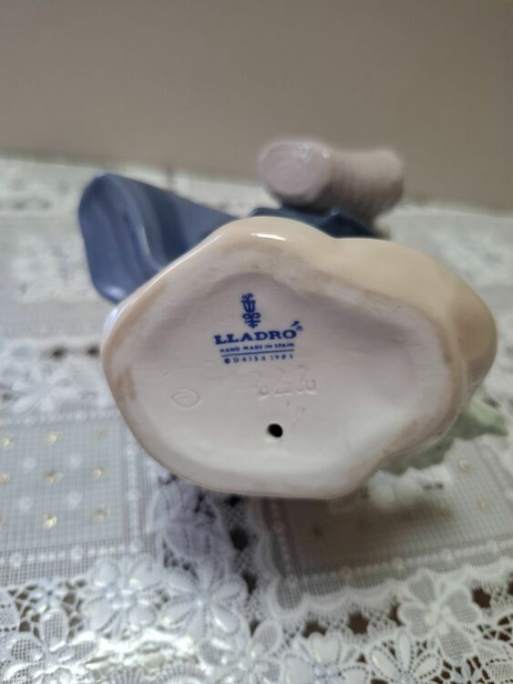 リヤドロ（フィギュア・プラモデル）の商品画像 - 査定依頼日：2025年11月14日 - 最高査定価格：10,000円